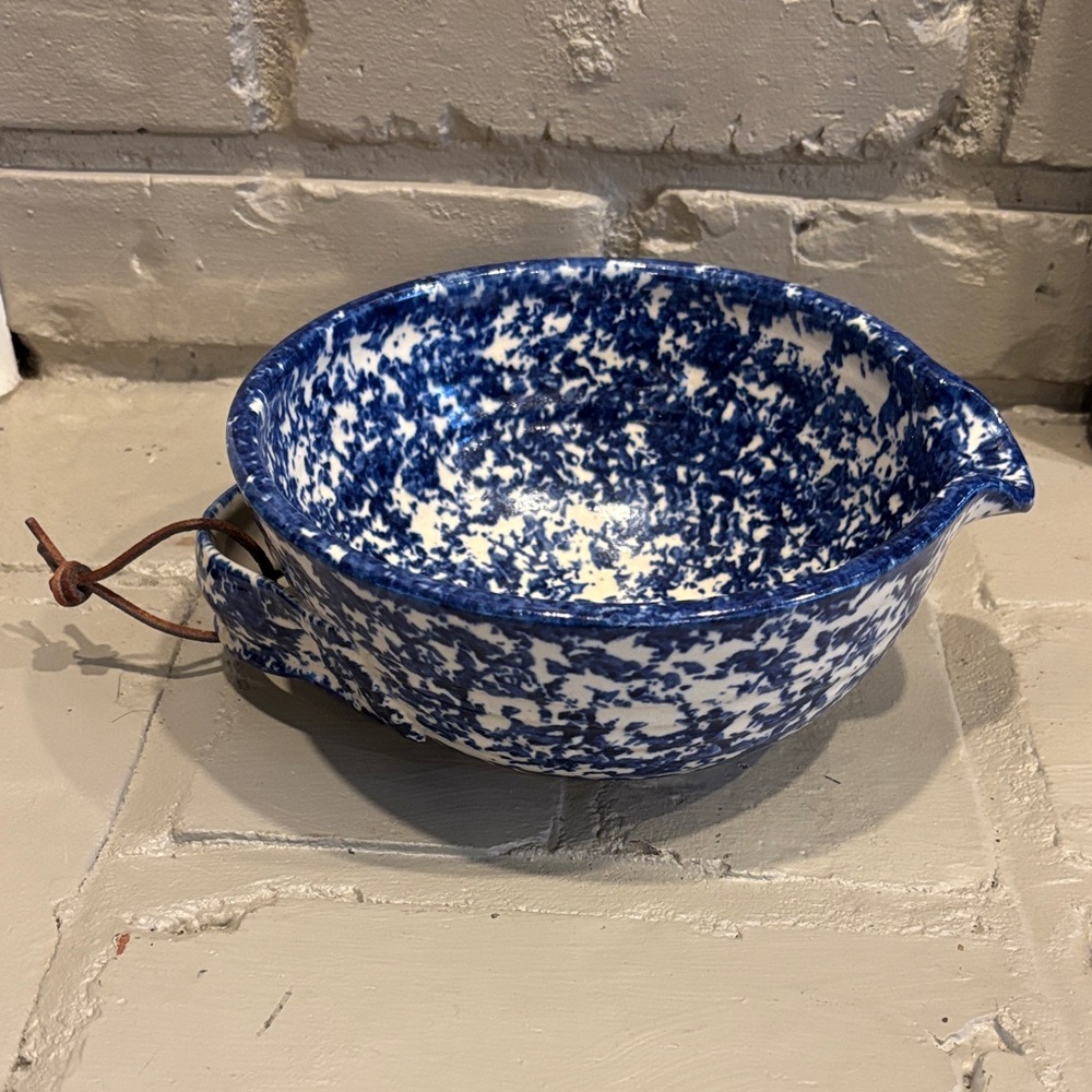 Artist Signed Blue & White Spongeware‎ Pottery Batter/Mixing Bowl